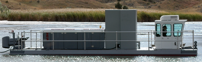 Dredge & pump abrasive materials & slurries with SRS Crisafulli's electric powered self-propelled Rotomite-6000 CE.