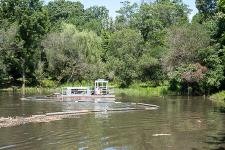 R4000 in the middle of Fairfield University Lake