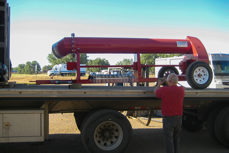 Short Hitch trailer pump being loaded