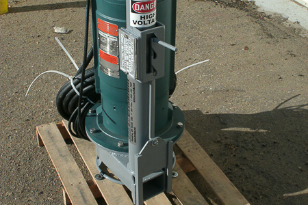 Submersible electric slurry pump